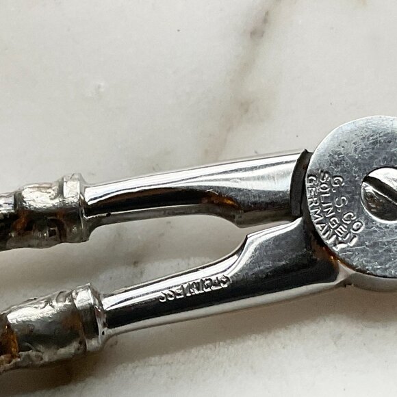 Sterling Silver Grape Shears with grape vines and grapes Vintage 7.25 in - Picture 8 of 8